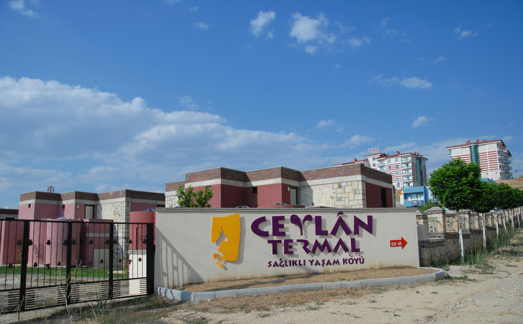 Villa Ceylan Termal Saglikli Yasam Koyu à Eskişehir Extérieur photo