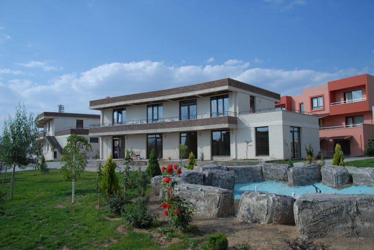 Villa Ceylan Termal Saglikli Yasam Koyu à Eskişehir Extérieur photo